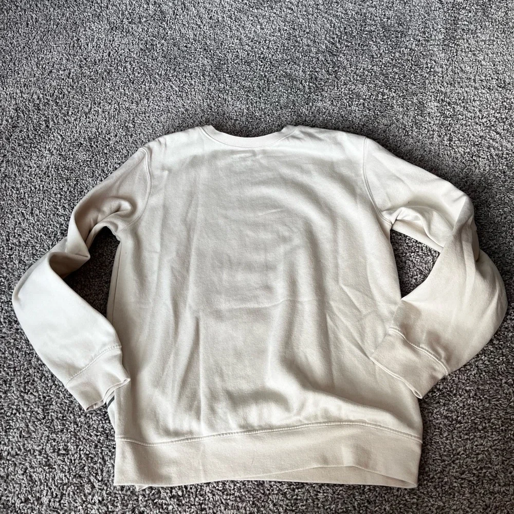 DISNEY
Juniors' Minnie Mouse Graphic Sweatshirt - Picture 5 of 5